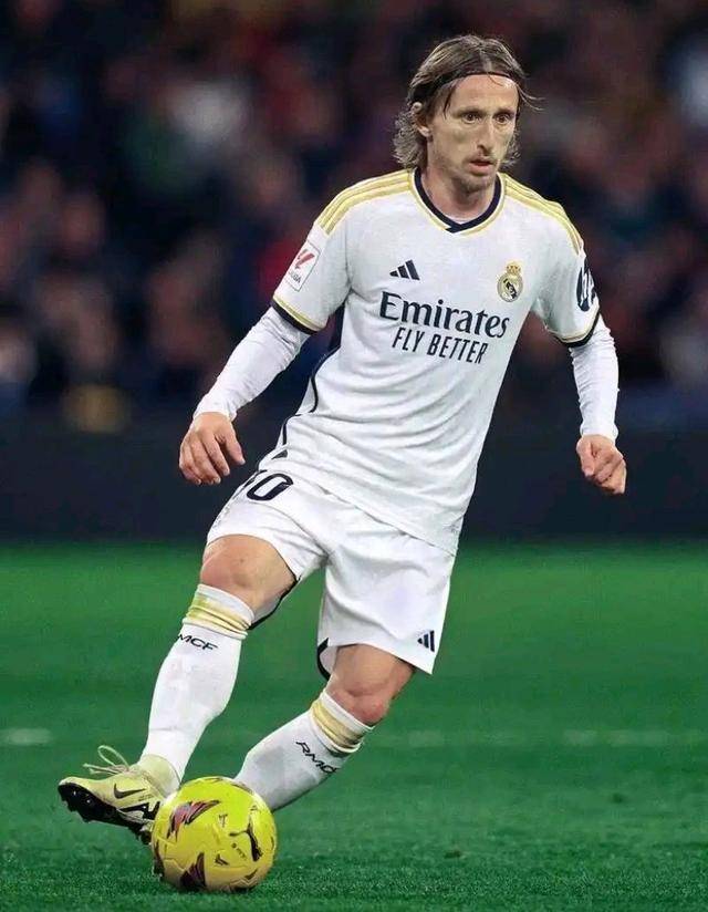 鸿蒙游戏首个全国大型赛事！华为游戏中心携手王者荣耀启动花锦杯