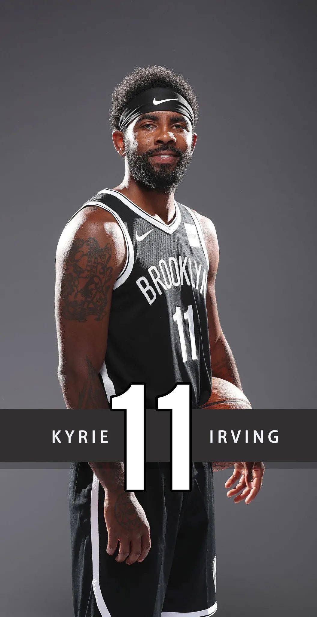 至少两名具 至少两名具