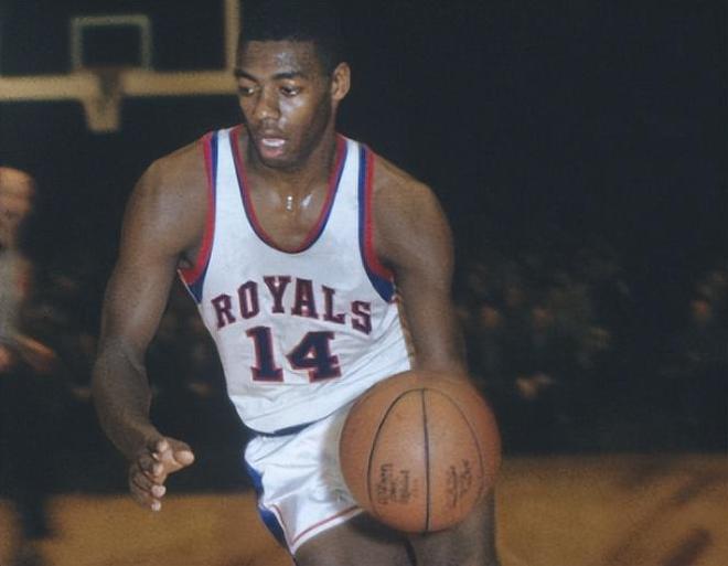 名在中游徘 名在中游徘