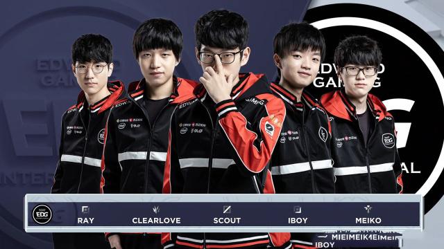 发展的足球 发展的足球