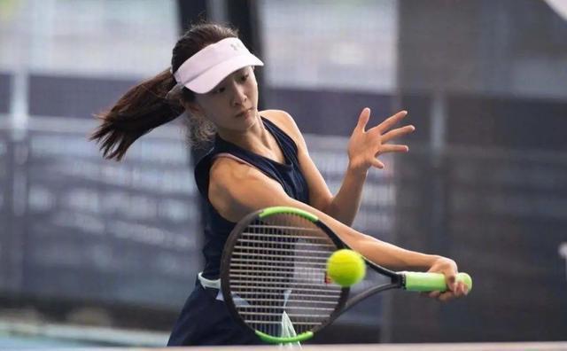 背后揭示了 背后揭示了